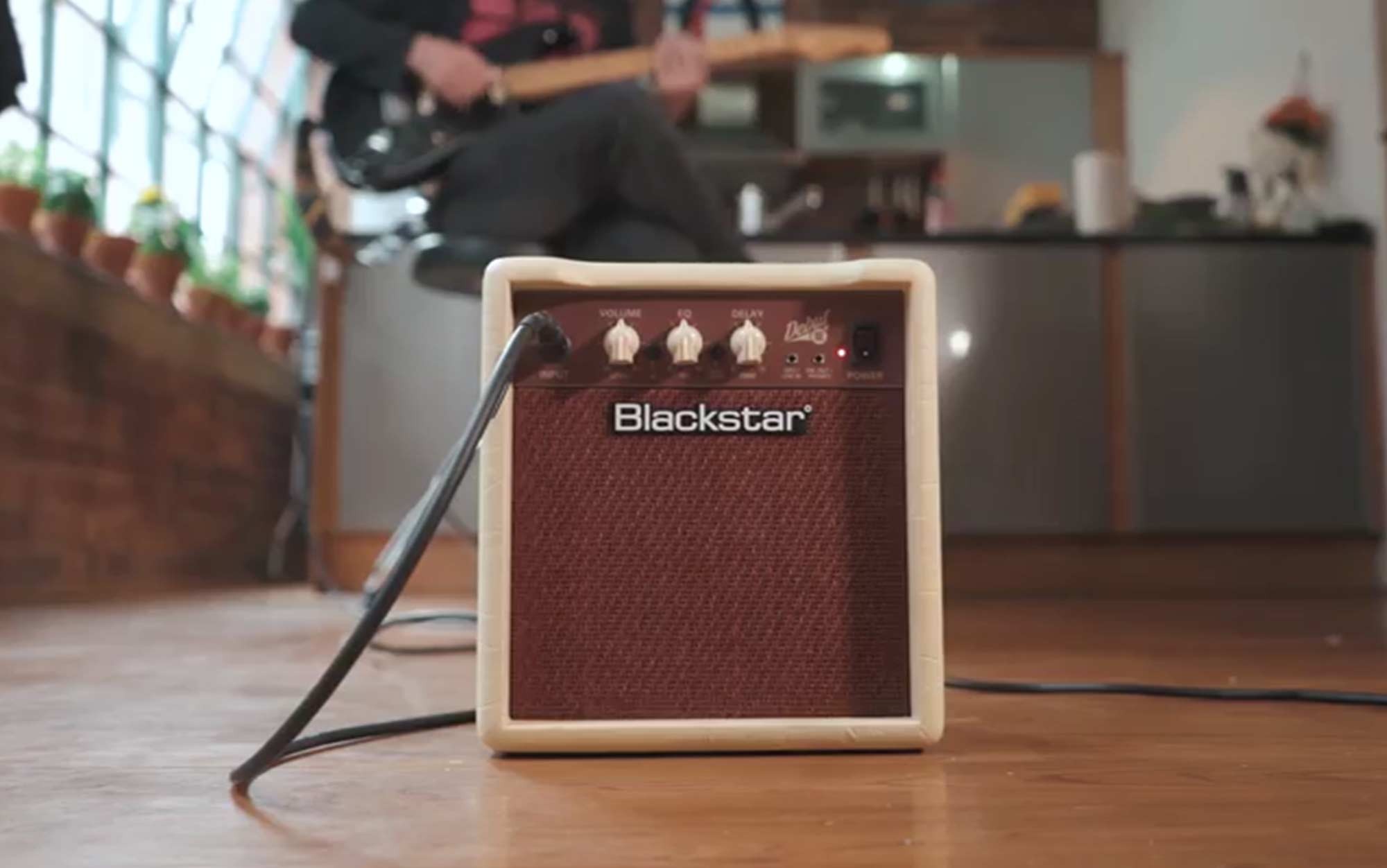 blackstar debut 10e ampli guitar dien ba198010 1