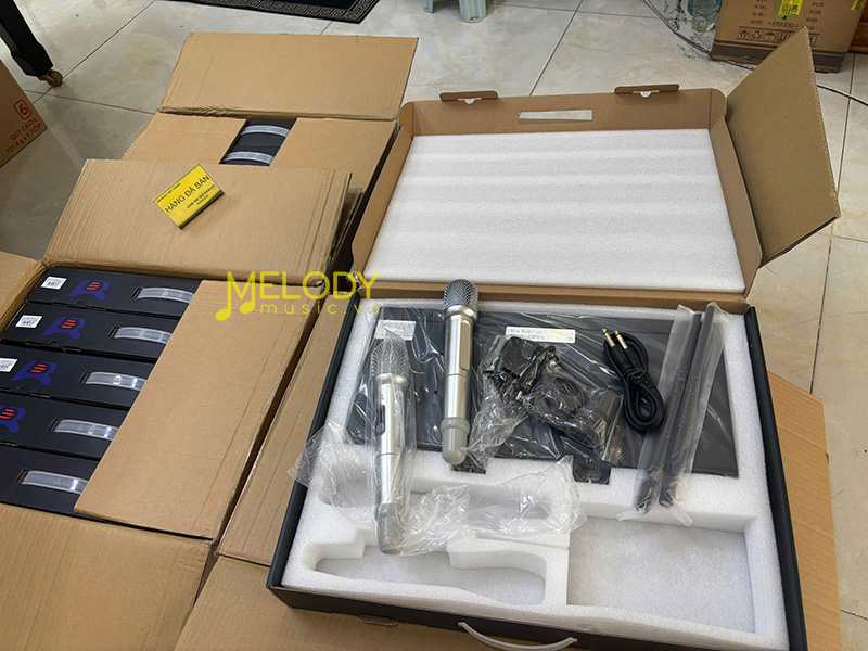 micro lingrui zf19 giao khach 2026