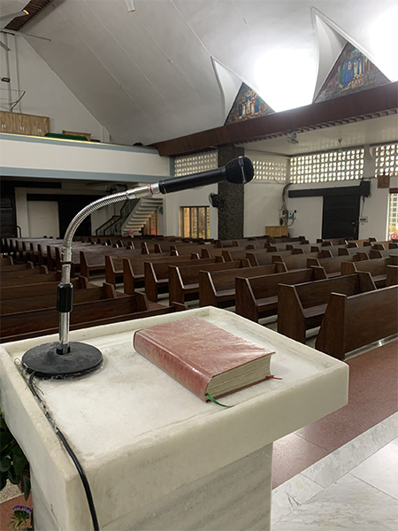 micro beyerdynamic m88 anh thuc te tai nha tho