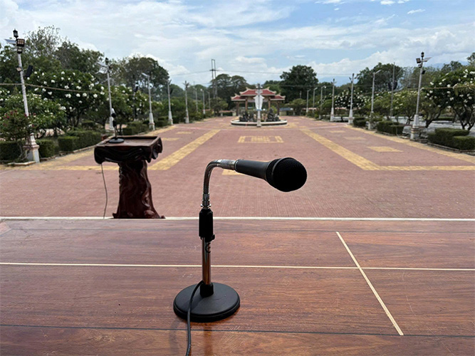 micro beyerdynamic TG V70 anh thuc te