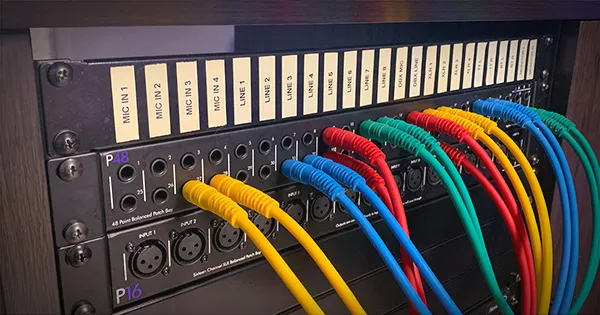 minh hoa ung dung art p16 patchbay 16 cong